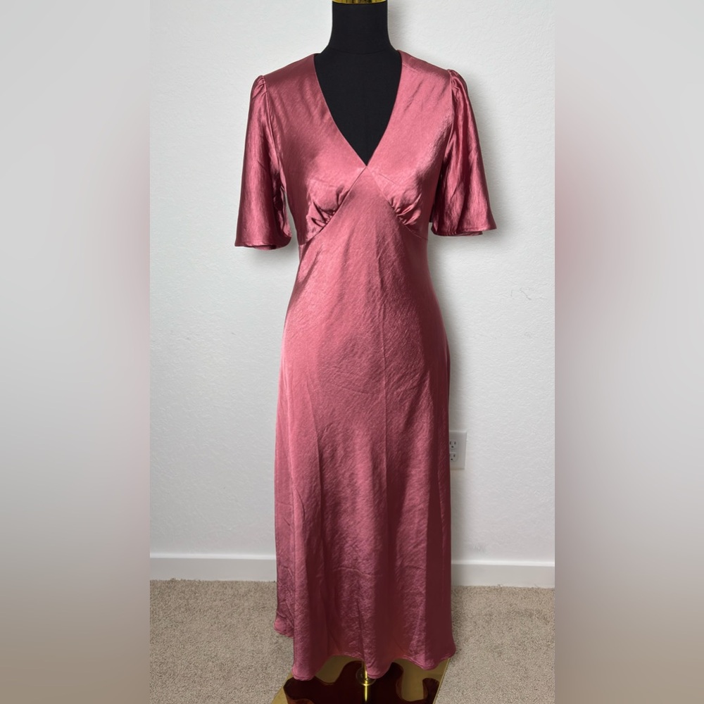 Joie Mauve Satin Flutter Sleeve Dress - Picture 5 of 6